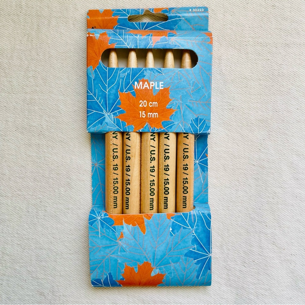 Pony brand Maple Double Pointed Knitting Needles 20cm Long Set of 5 Size 15.0mm
